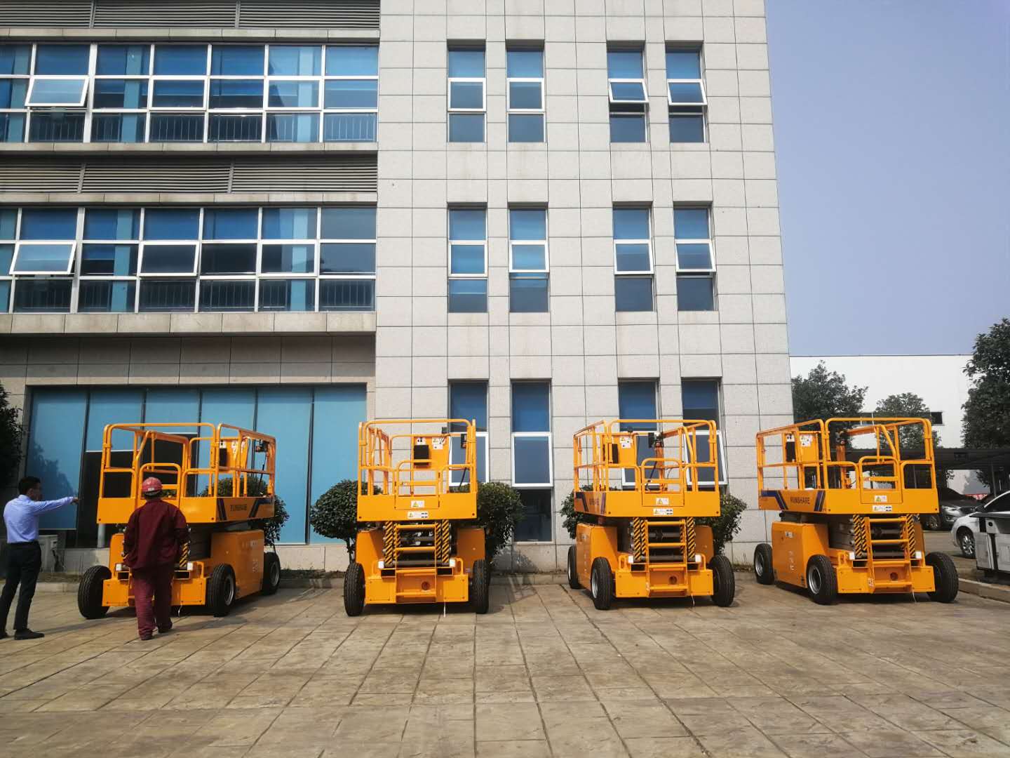 5 units scissor lifts are readying to ship